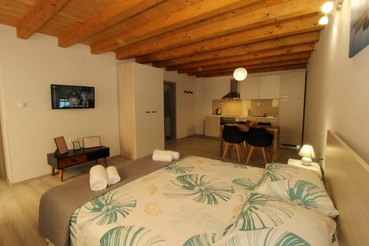 Apartments Bella Pag Town